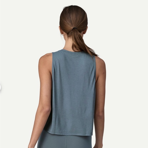 Patagonia Women's Capilene® Cool Trail Cropped Tank Top NWT size XL Utility Blue - Picture 2 of 12